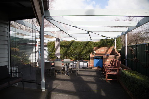 Airleigh-Rose Cottage - Accommodation Yamba 11