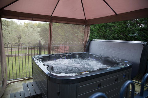 Airleigh-Rose Cottage - Accommodation Yamba 20