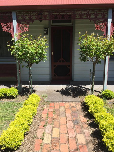 Airleigh-Rose Cottage - Accommodation Yamba 3