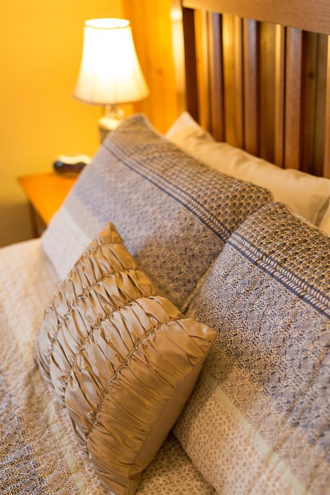 Airleigh-Rose Cottage - Accommodation Yamba 10