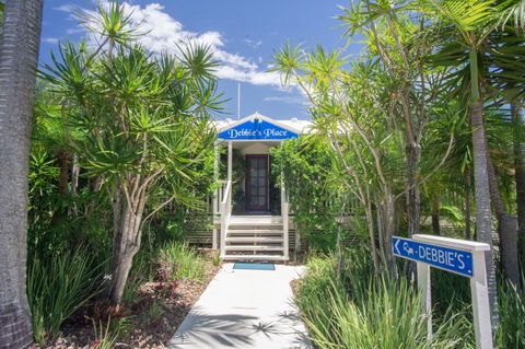 Debbie\'s Place - Accommodation Yamba 0