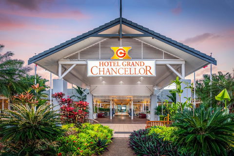 Hotel Grand Chancellor Palm Cove - Accommodation Yamba 1