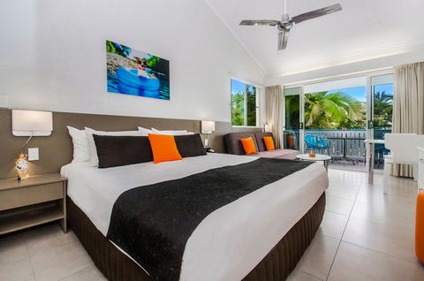 By The Sea Port Douglas - Accommodation Yamba 2