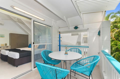 By The Sea Port Douglas - Accommodation Yamba 10