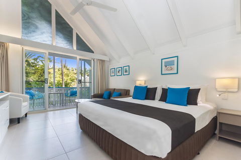 By The Sea Port Douglas - Accommodation Yamba 9