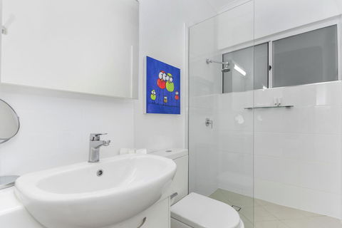 By The Sea Port Douglas - Accommodation Yamba 14