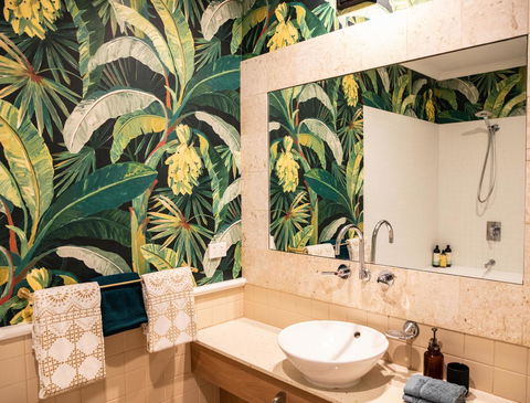 NOMAD - Luxe Apartment - Accommodation Yamba 12