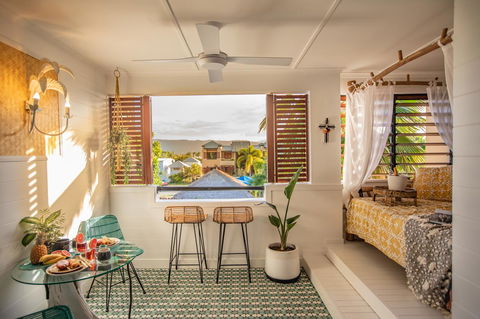 NOMAD - Luxe Apartment - Accommodation Yamba 1
