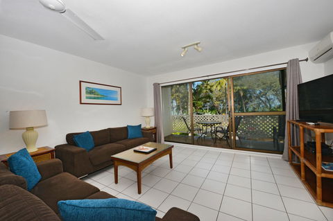 Seascape Holidays At Beachfront Terraces - Accommodation Yamba 4
