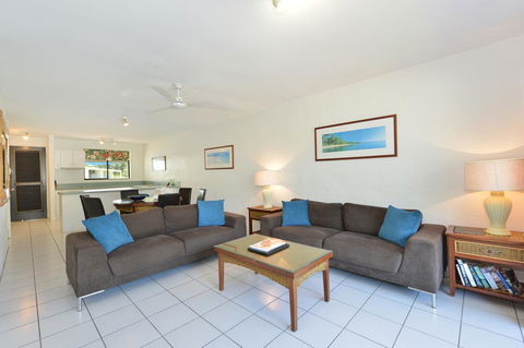 Seascape Holidays At Beachfront Terraces - Accommodation Yamba 11