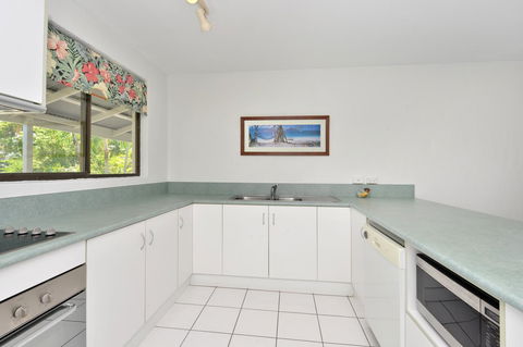 Seascape Holidays At Beachfront Terraces - Accommodation Yamba 14