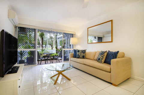 The White House Port Douglas - Accommodation Yamba 15