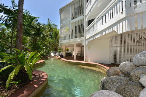 The White House Port Douglas - Accommodation Yamba 18
