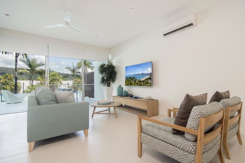Pool Resort Port Douglas - Accommodation Yamba 30