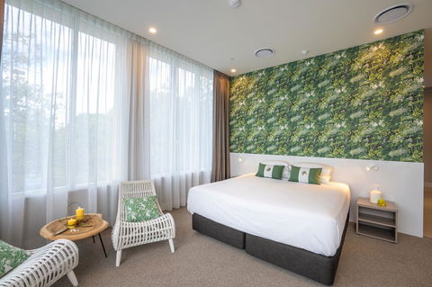 Pacific Hotel Cairns - Accommodation Yamba 0