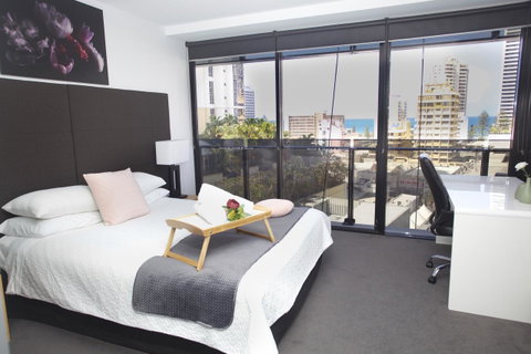 Circle Luxury Holidays - Accommodation Yamba 9