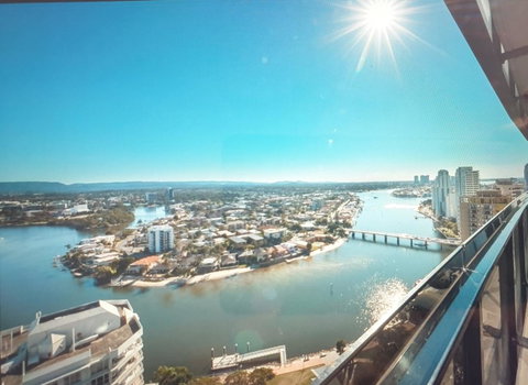 Circle Luxury Holidays - Accommodation Yamba 10