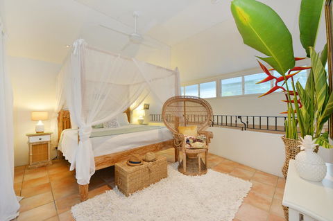 [ ANDY'S BEACH HOUSE ] - Accommodation Yamba 1