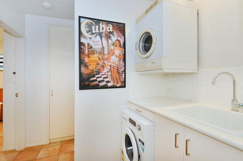 [ ANDY'S BEACH HOUSE ] - Accommodation Yamba 30