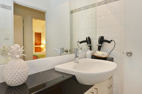 [ ANDY'S BEACH HOUSE ] - Accommodation Yamba 28