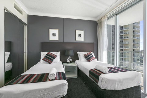 Mantra Towers Of Chevron - Accommodation Yamba 21