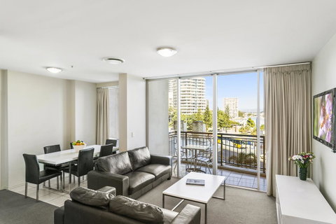 Mantra Towers Of Chevron - Accommodation Yamba 24
