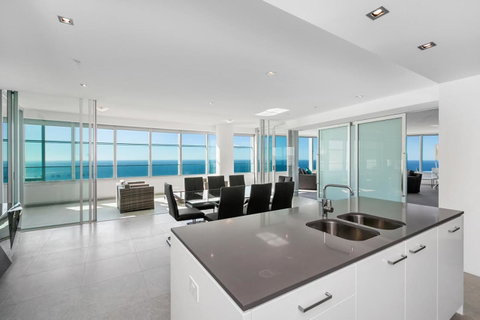 Q1 Resort & Spa - Official - Accommodation Yamba 29