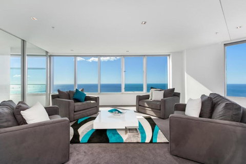 Q1 Resort & Spa - Official - Accommodation Yamba 14