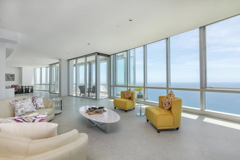 Q1 Resort & Spa - Official - Accommodation Yamba 13