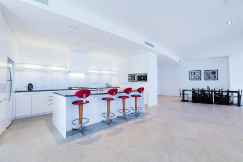 Q1 Resort & Spa - Official - Accommodation Yamba 24