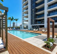 Qube Broadbeach - Accommodation Yamba