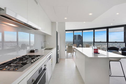 Brisbane Skytower By CLLIX - Accommodation Yamba 5