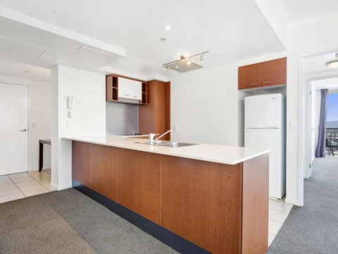 Beach Stay - Ocean & Riverview Resort Chevron Renaissance Central Surfers Paradise - Accommodation Yamba 11