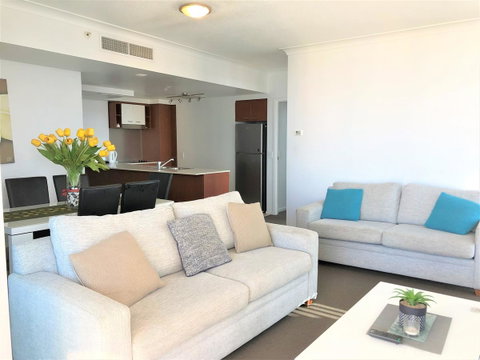 Beach Stay - Ocean & Riverview Resort Chevron Renaissance Central Surfers Paradise - Accommodation Yamba 20