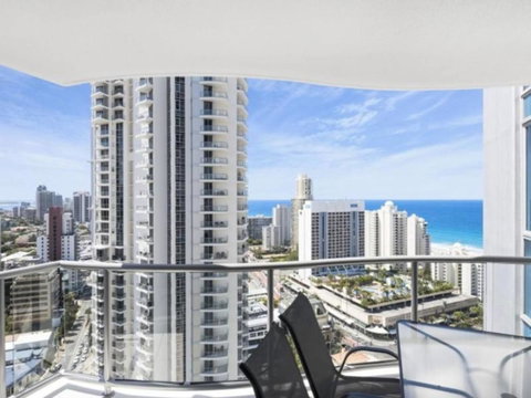 Beach Stay - Ocean & Riverview Resort Chevron Renaissance Central Surfers Paradise - Accommodation Yamba 25