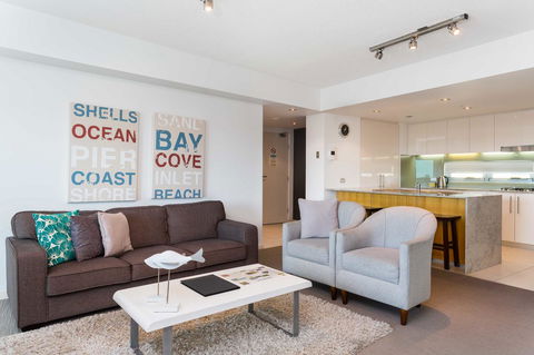 Proximity Waterfront Apartments - Accommodation Yamba 32