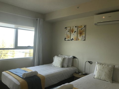 Proximity Waterfront Apartments - Accommodation Yamba 15