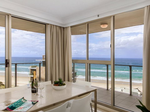 Sunbird Beach Resort Main Beach - Accommodation Yamba 17