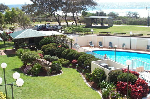 Talisman Apartments - Accommodation Yamba 7