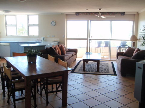 Grosvenor Beachfront Apartments Surfers Paradise - Accommodation Yamba 22