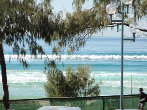 Grosvenor Beachfront Apartments Surfers Paradise - Accommodation Yamba 11
