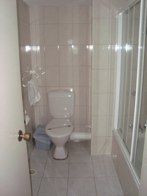 Grosvenor Beachfront Apartments Surfers Paradise - Accommodation Yamba 17