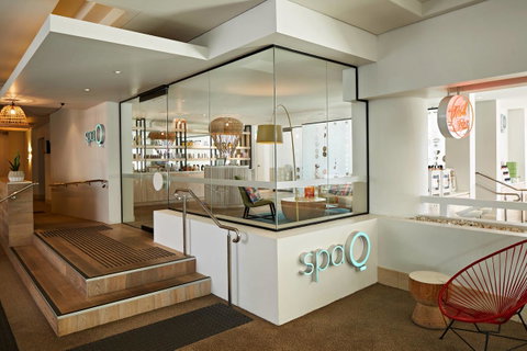 QT Gold Coast - Accommodation Yamba 17