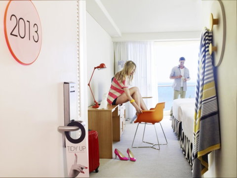 QT Gold Coast - Accommodation Yamba 38