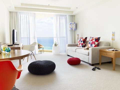 QT Gold Coast - Accommodation Yamba 30