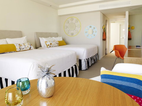 QT Gold Coast - Accommodation Yamba 9