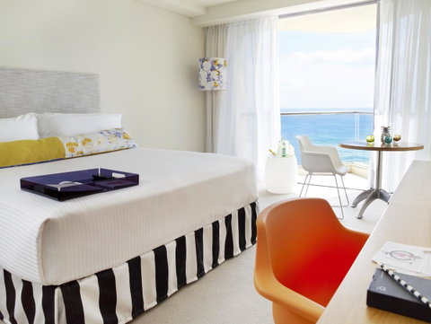 QT Gold Coast - Accommodation Yamba 8