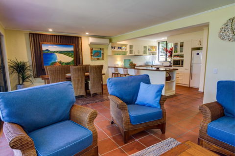 Number 2 On The Beach | Beautiful Beachfront Villa - Accommodation Yamba 5