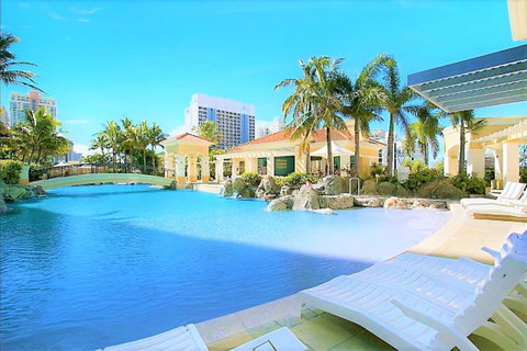 The Towers Of Chevron Renaissance - Holidays Gold Coast - Accommodation Yamba 7