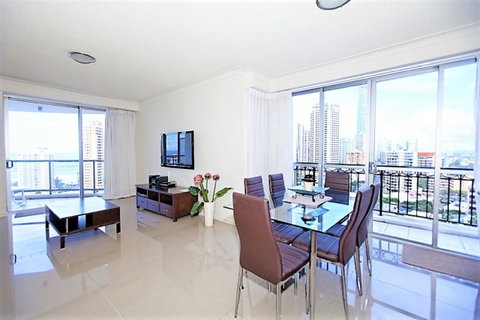 The Towers Of Chevron Renaissance - Holidays Gold Coast - Accommodation Yamba 32